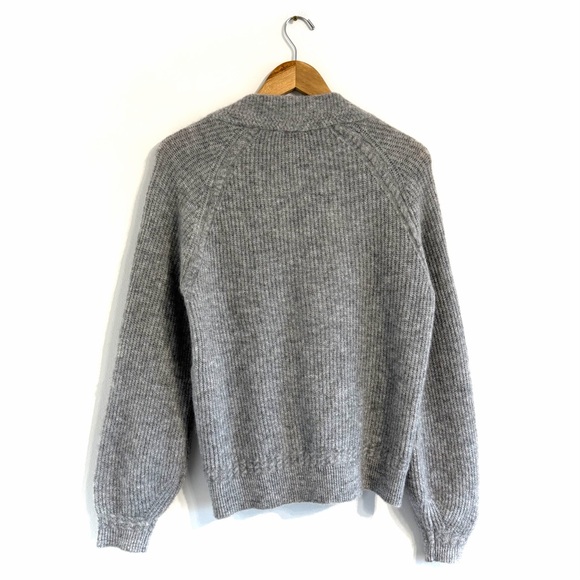Sezane Cody Jumper v-neck grey knit baby alpaca blend sweater - Picture 3 of 9